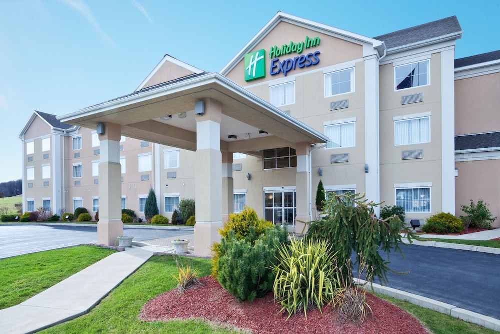 Holiday Inn Express Hotel & Suites Gibson by IHG — hotel in New Milford