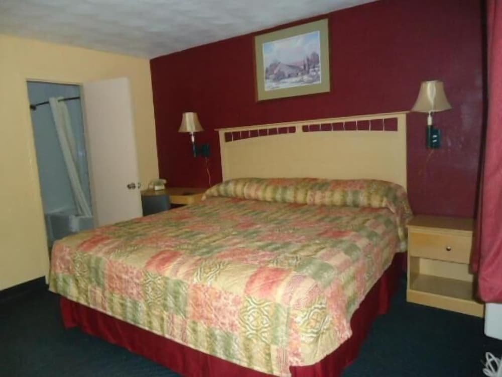 Relax Inn Elmira - photo 13