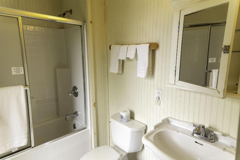 The Woods Inn - photo 35