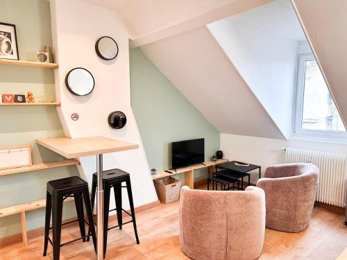 La Loge Et la Pause Compiegnoise in Compiegne, France