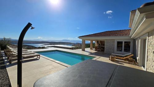 Villa bellavista — 4-Star Luxury Hotel in Jadranovo, Croatia