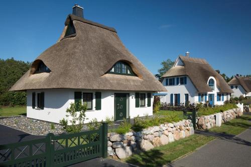Ferienhaus Seeadler 7 — 4-Star Luxury Hotel in Zingst, Germany