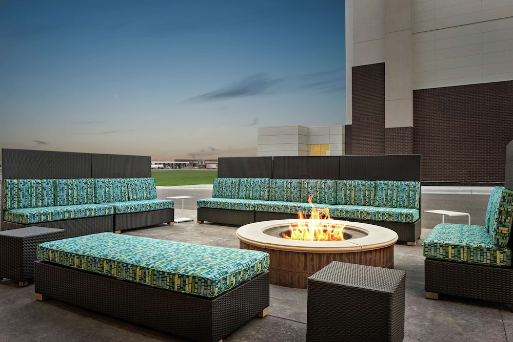 Home2 Suites by Hilton Brooklyn Park Minneapolis - photo 29