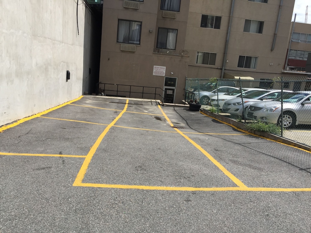 Flushing Hotel - photo 51