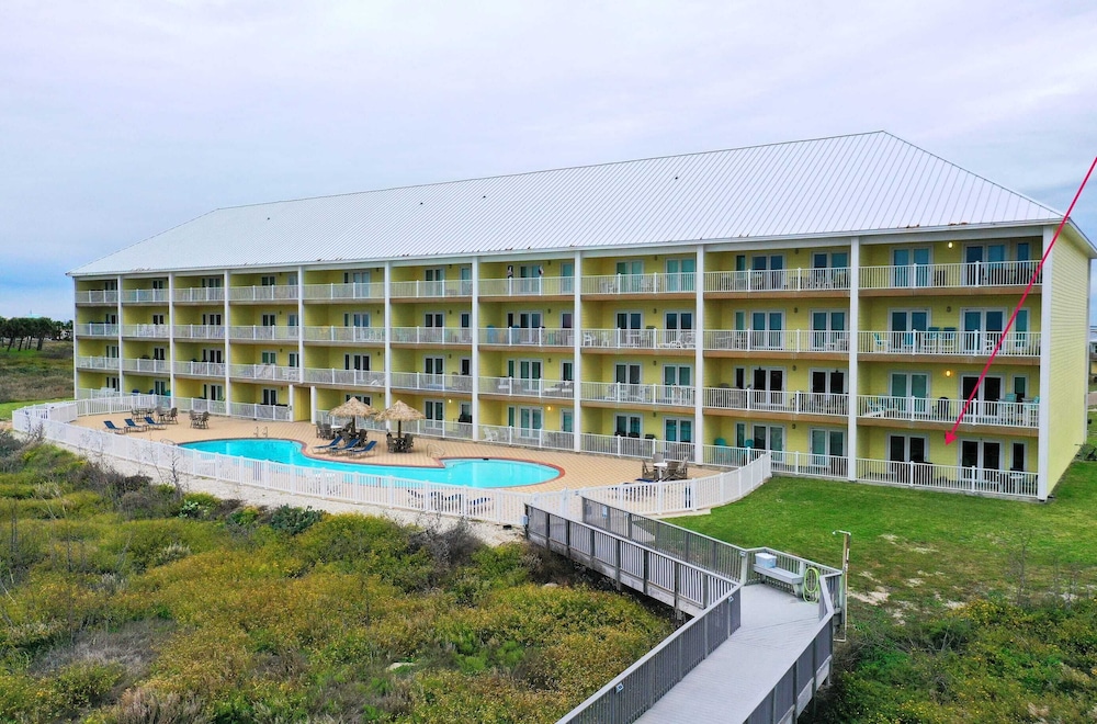 Salt & Sun by Avantstay Beach Access Pool - photo 20