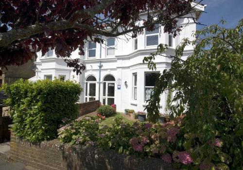 Little Parklands — 4-Star Luxury Hotel in Sandown, United Kingdom