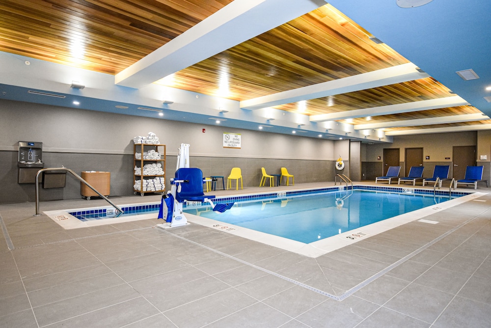 Home2 Suites by Hilton North Conway - photo 62