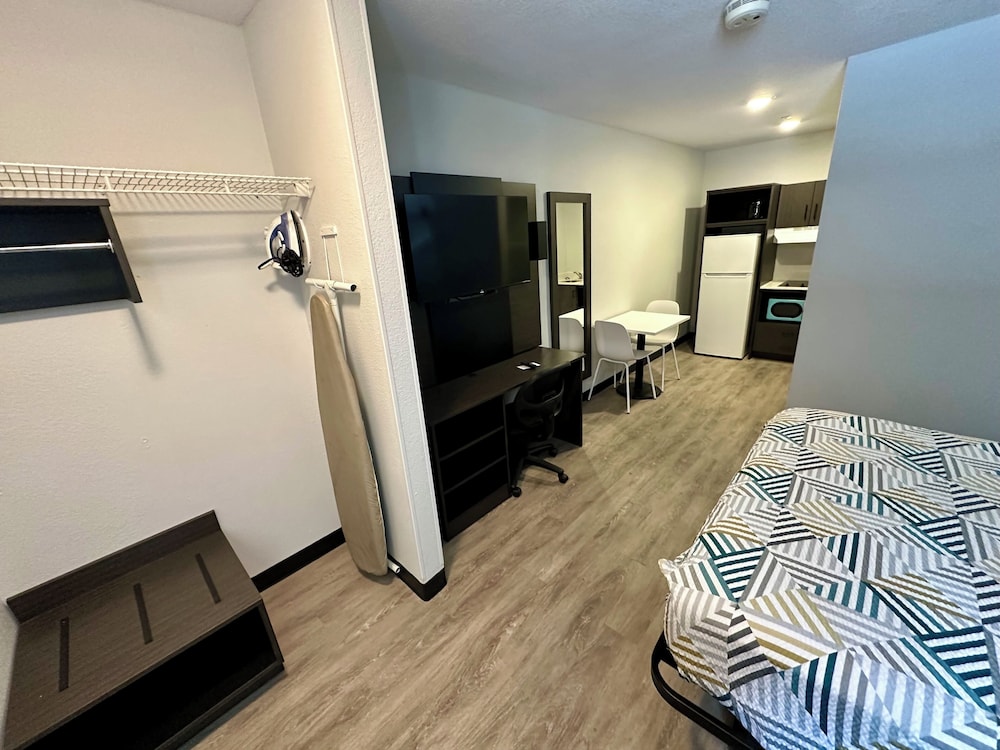 Studio 6 Columbus GA Columbus Airport - photo 4