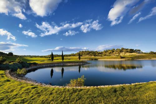 Las Colinas Golf & Country Club Residences — 4-Star Luxury Hotel in San Miguel De Salinas, Spain