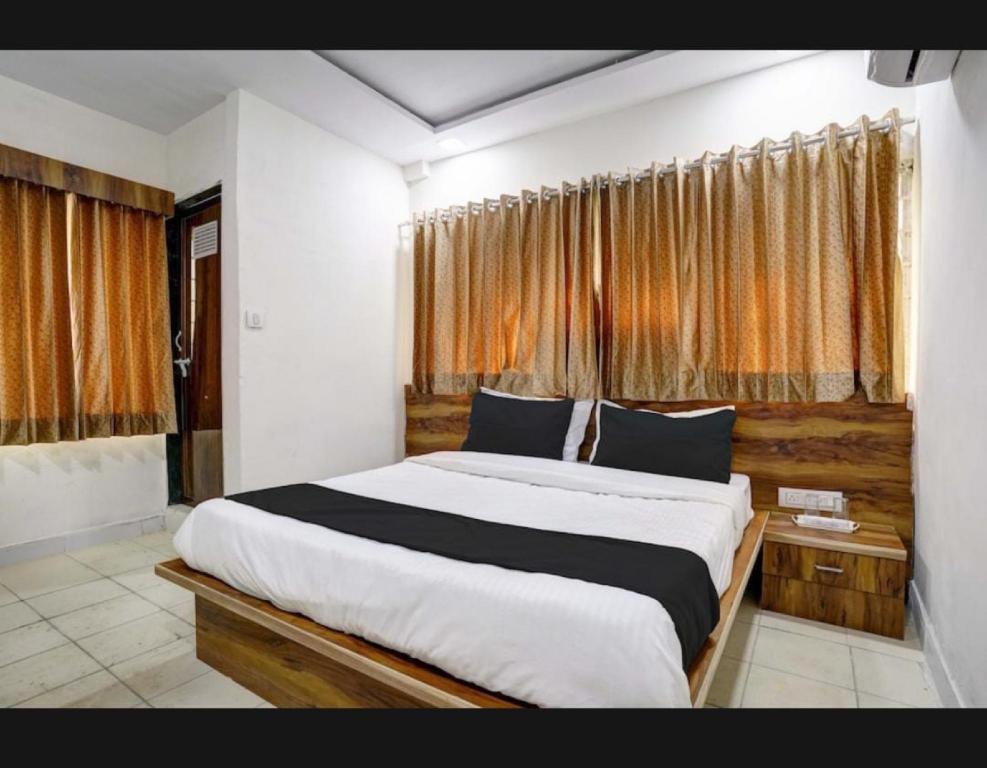 Goroomgo Apollo Vastrapur - last minute hotel in Ahmedabad