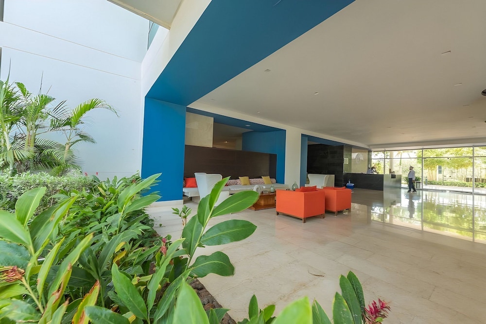 Condominio frente al mar con acceso directo a la playa Morros Ultra — 4-Star Luxury Hotel in Cartagena, Colombia