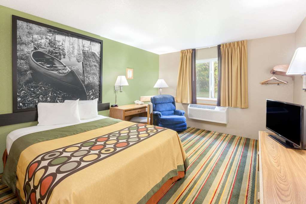 Super 8 by Wyndham Grayling - photo 7