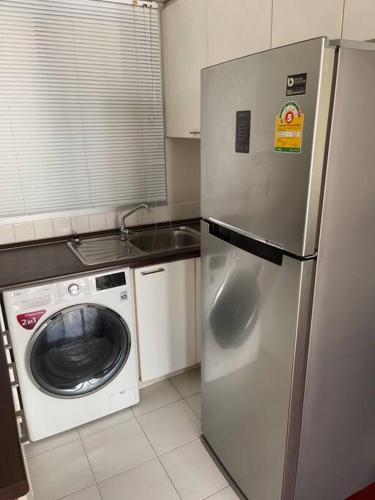 Delightful Condo in Central location at Sukhumvit 49