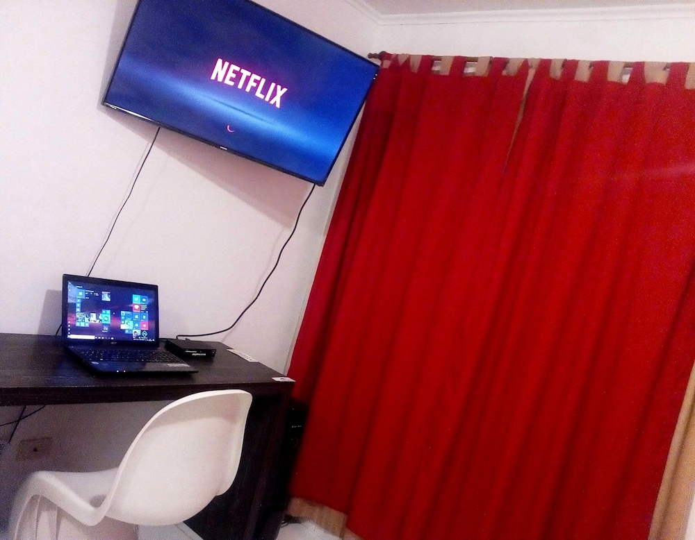 Güemes Rojo in Rosario, Argentina