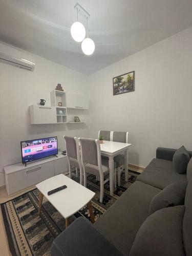 Sun Tower Apartments - last minute hotel in Tirana