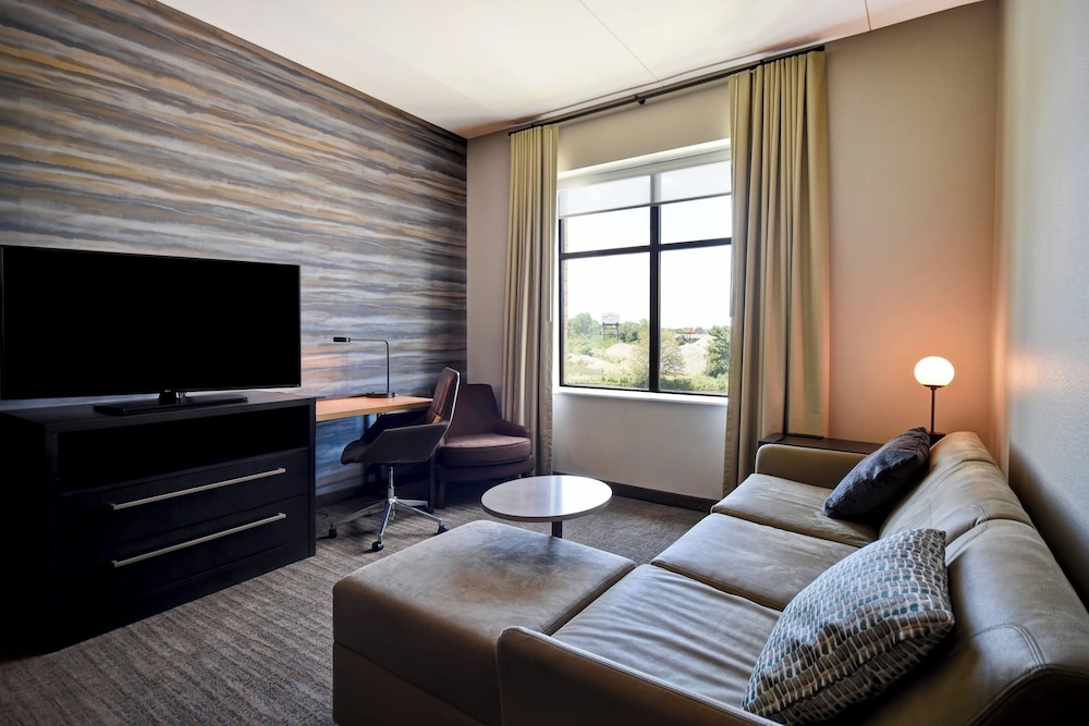 Residence Inn by Marriott Cincinnati Northeast Mason - photo 15