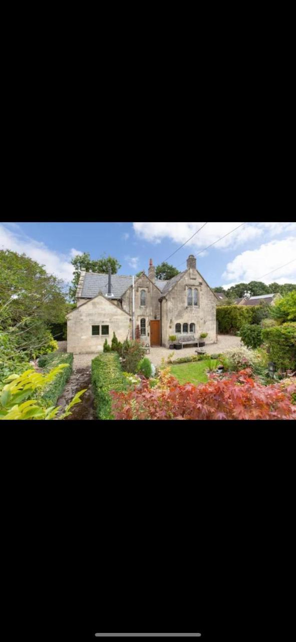 Trowbridge Lodge — 4-Star Luxury Hotel in Trowbridge, United Kingdom