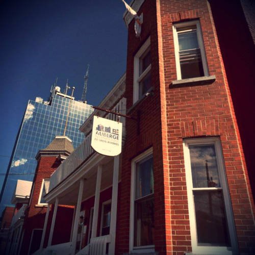 Auberge Internationale De Trois Rivières — 4-Star Luxury Hotel in Trois-Rivieres, Canada