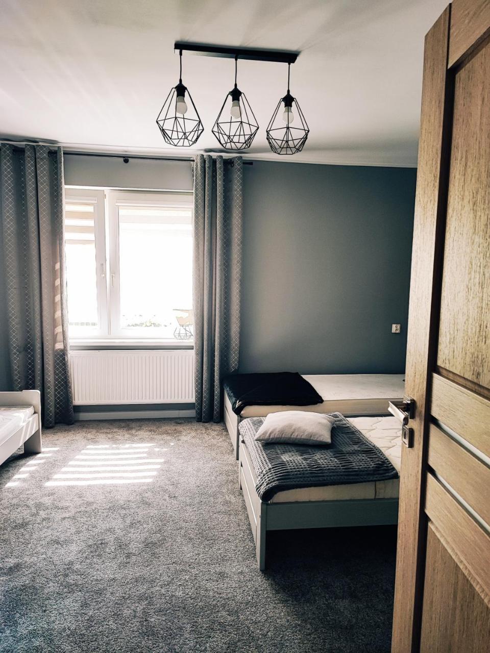Samodzielne Mieszkanie Na Parterze Domu — hotel in Smoldzino