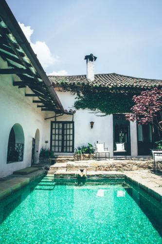 Hacienda Baza pet-friendly hotel Tibana