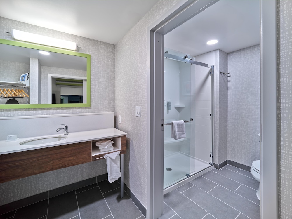 Hampton Inn by Hilton Omaha UN Medical Center Area - photo 15