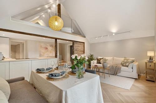 Idylliske Nordbyen Brygga i Tønsberg in Tonsberg, Norway