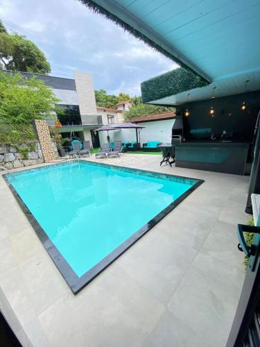 Mansão Barra Itanhangá in Rio De Janeiro, Brasil