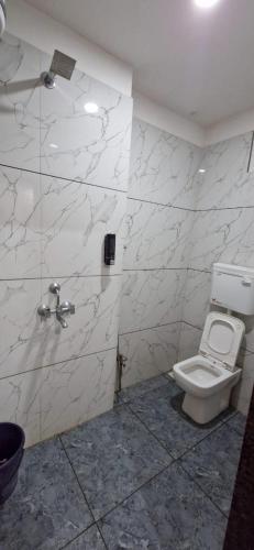 FabHotel Ripon Palace - carbon neutral hotel in Ujjain