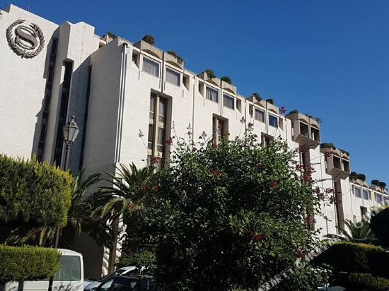 Sheraton Hotel - carbon neutral hotel in Damascus