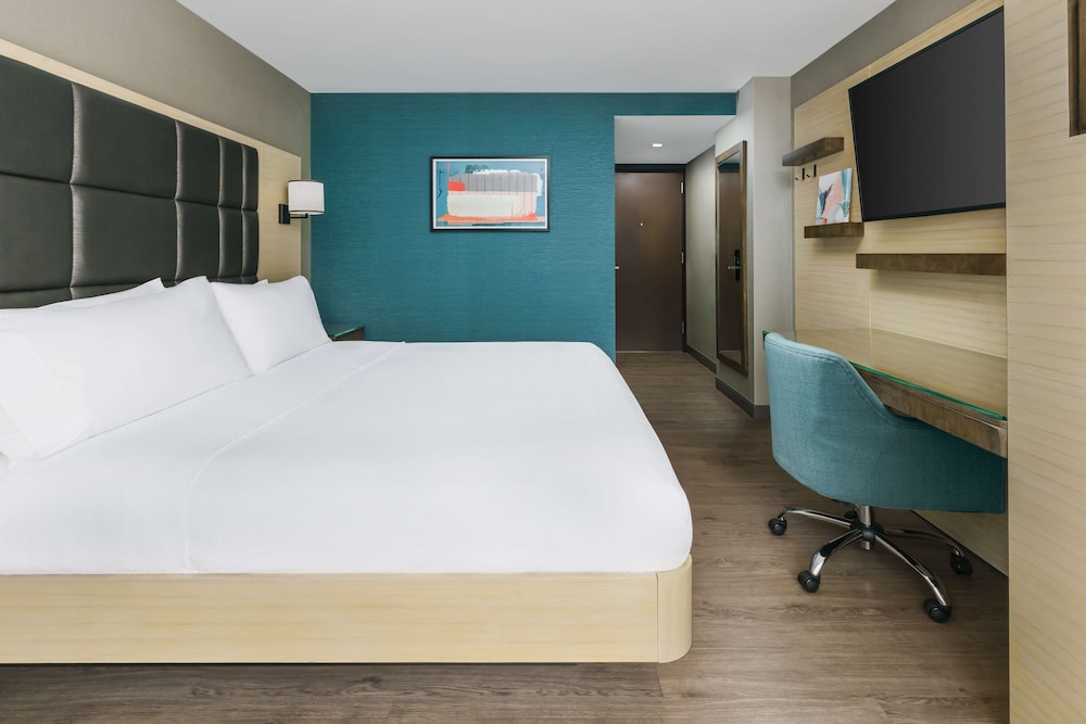 Hilton Garden Inn New York Times Square North - photo 10