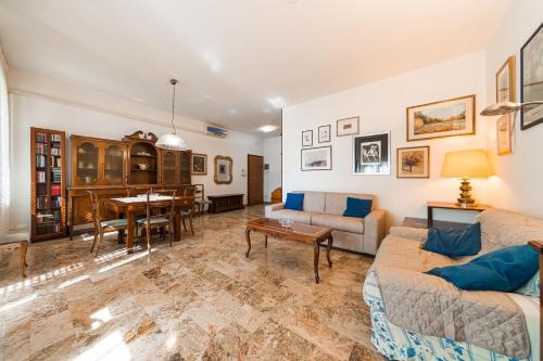 Residenza Sant'orsola Malpighi — 4-Star Luxury Hotel in Bologna, Italy