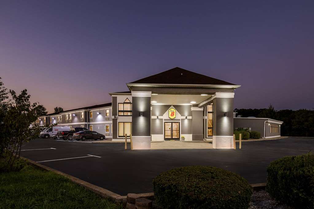 Super 8 by Wyndham Dickson - photo 6