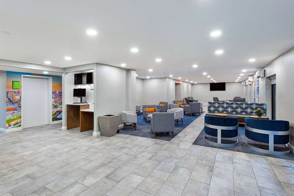 La Quinta Inn & Suites by Wyndham Nashville Airport - photo 5