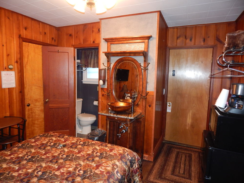 Brookside Motel - photo 3
