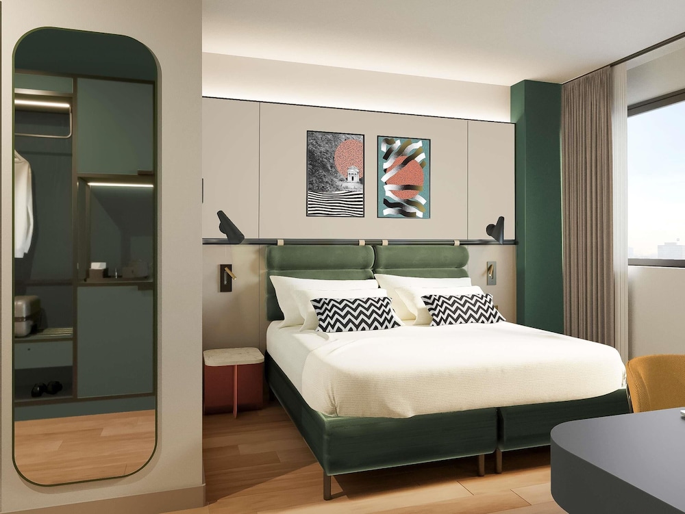 Mercure Milano Agrate Brianza — 4-Star Luxury Hotel in Agrate Brianza, Italy