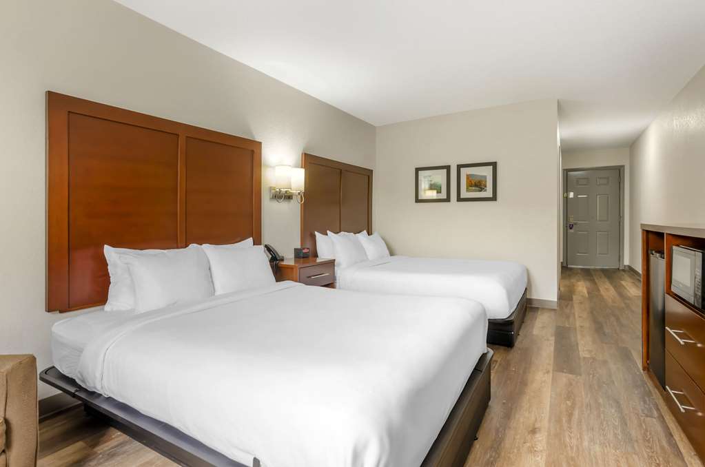 Comfort Inn Wytheville Fort Chiswell - photo 9