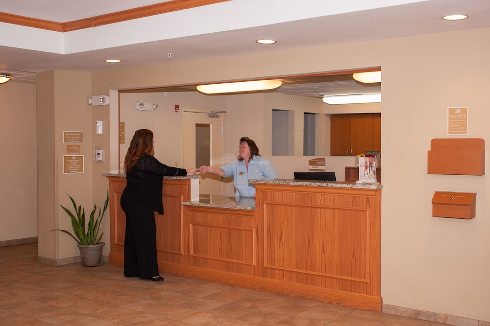 Candlewood Suites Logan by IHG - photo 19