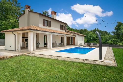 Villa Valma by IstriaLux — 4-Star Luxury Hotel in Svetvincenat, Croatia