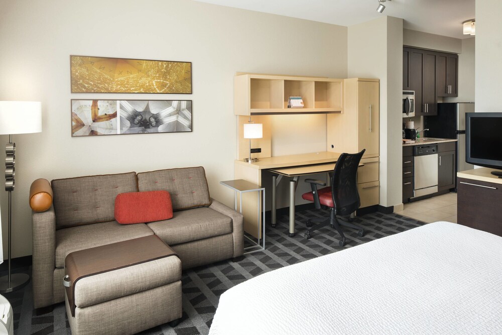 TownePlace Suites by Marriott San Diego Vista - photo 4