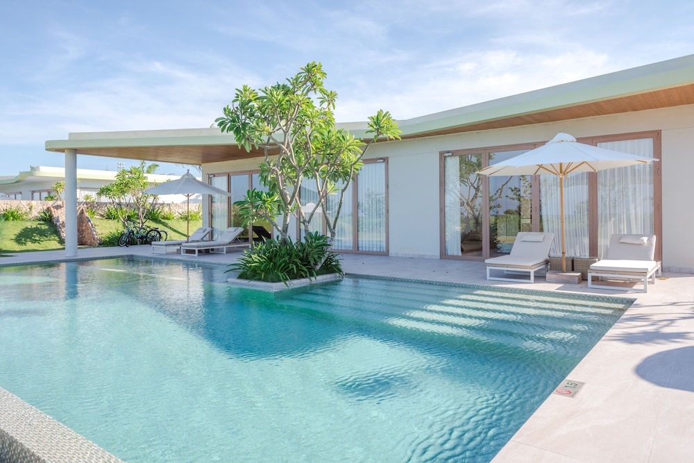 FLC Luxury Resort Quy Nhon — 4-Star Luxury Hotel in Qui Nhon, Vietnam