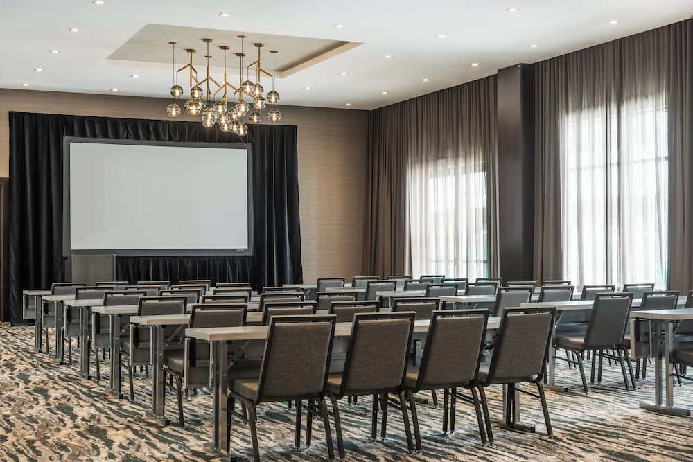 AC Hotel by Marriott Worcester - photo 75
