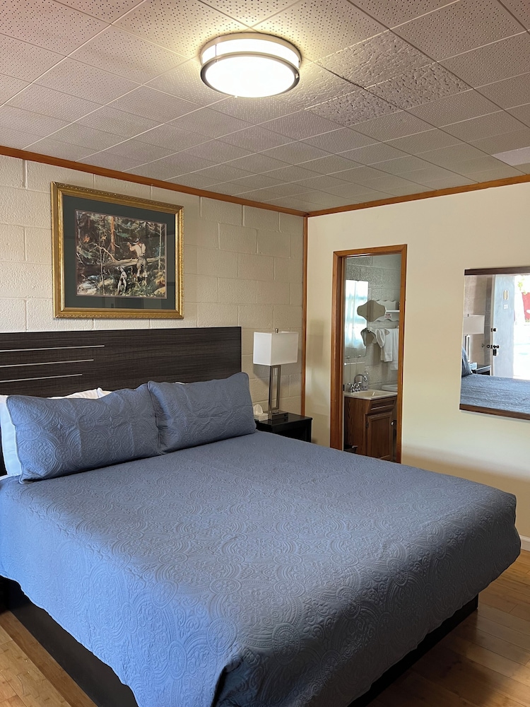 Starlight Motel - photo 13