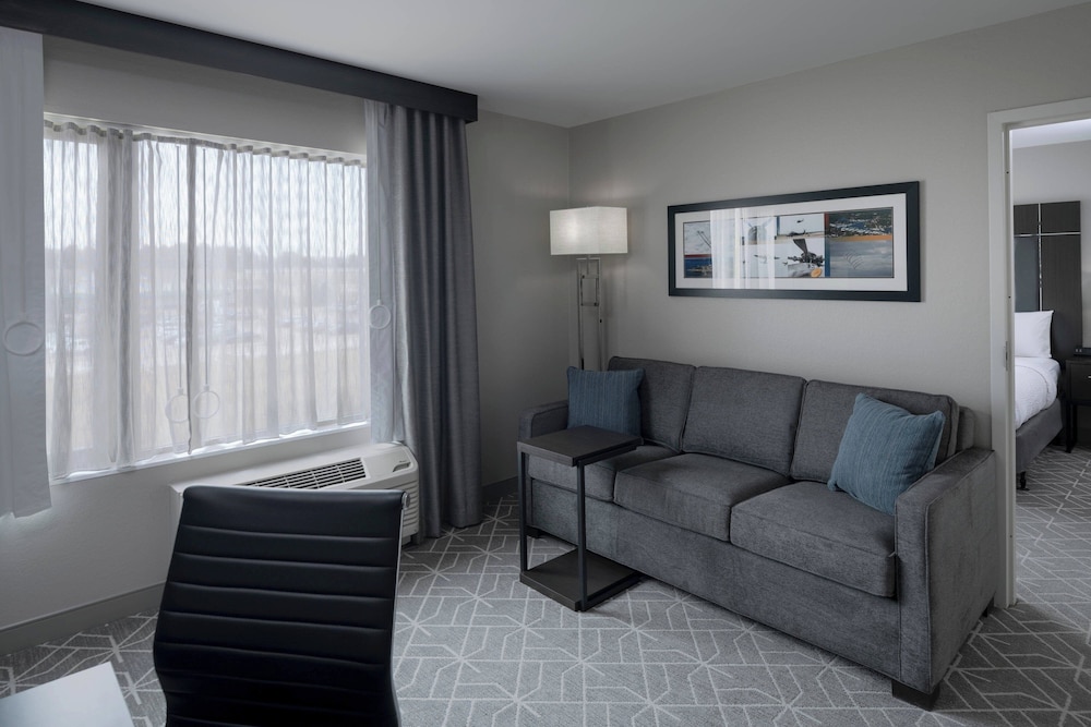 TownePlace Suites Providence North Kingstown - photo 8