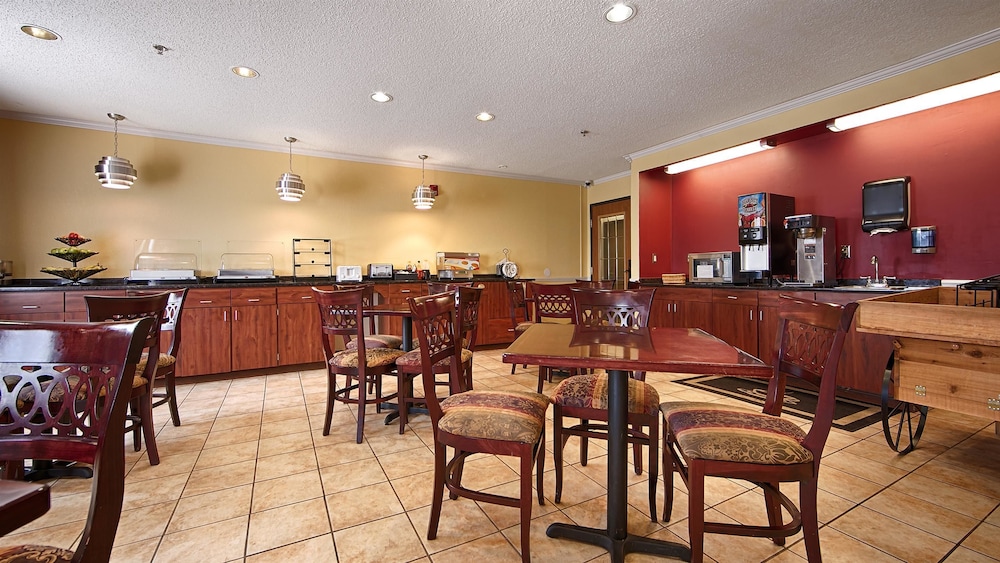 Baymont by Wyndham Delaware - photo 24