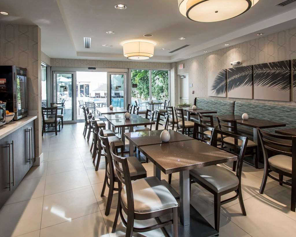 Comfort Suites Miami Airport North - photo 62