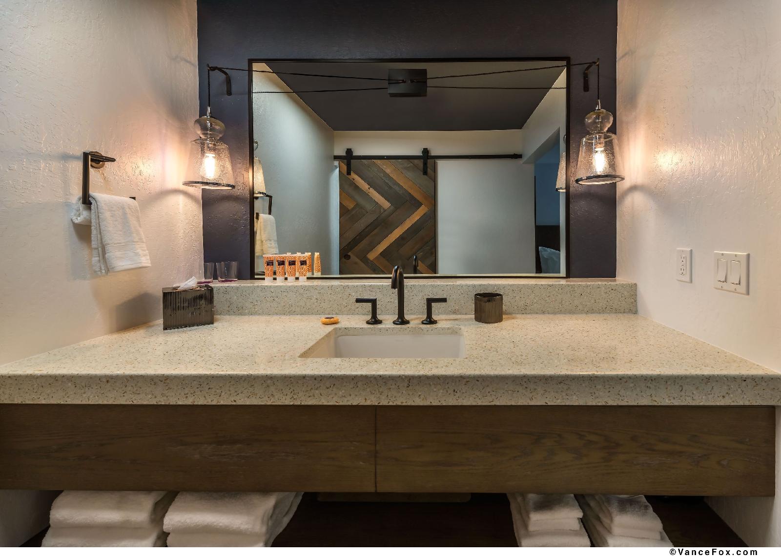 Park Tahoe Inn - photo 30
