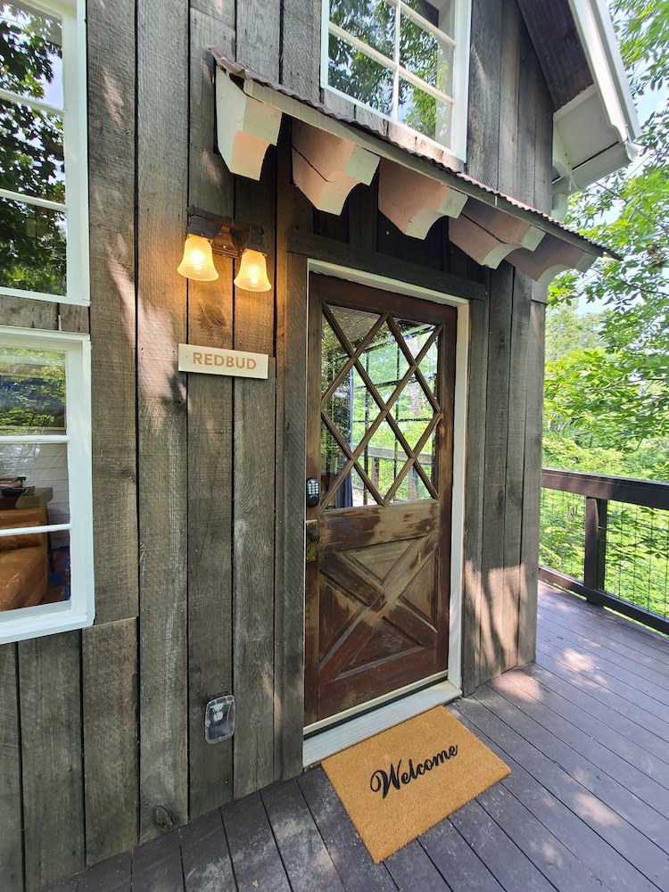 The Treetop Hideaways at Ruby Falls - photo 84