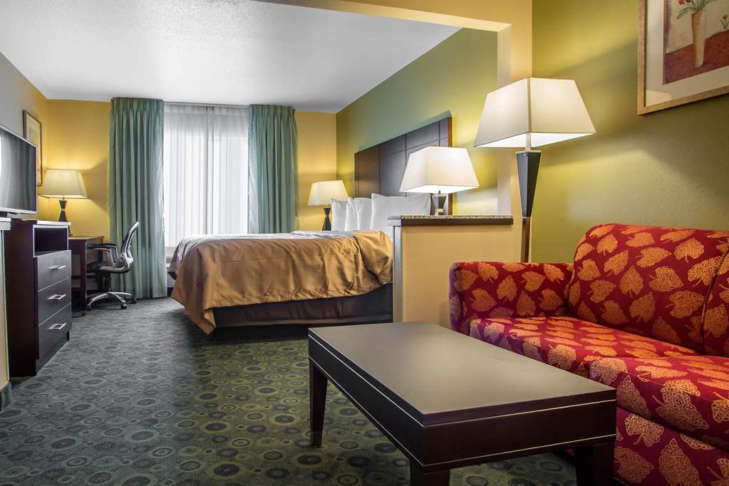 Quality Inn & Suites Bloomington I 55 and I 74 - featured photo