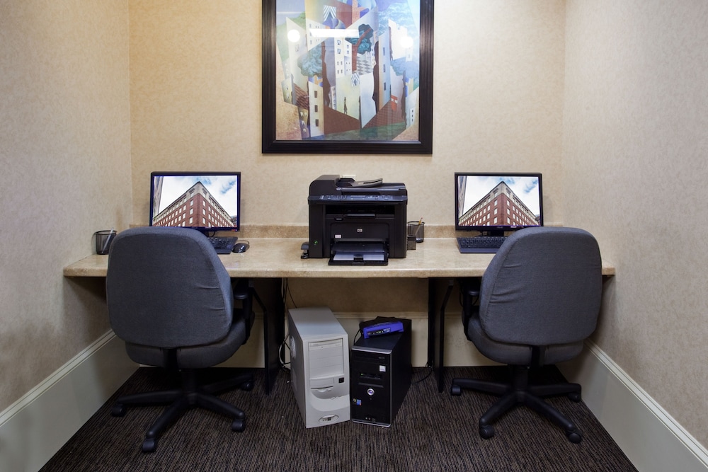 Hampton Inn & Suites Atlanta Downtown - photo 48