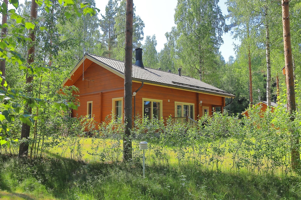 Villa Anna — 4-Star Luxury Hotel in Kouvola, Finland